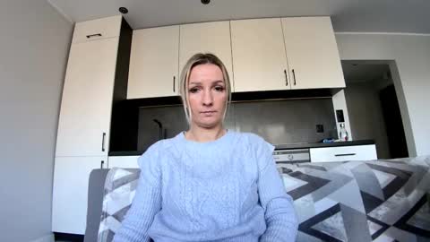 Sexy Amy 23s online show from November 2025 10:47:02 AM