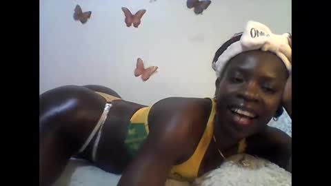 Snapshot of sexy_annbel chatting on October 2025 10:19:02 PM Ann online show from October 2025 10:19:02 PM