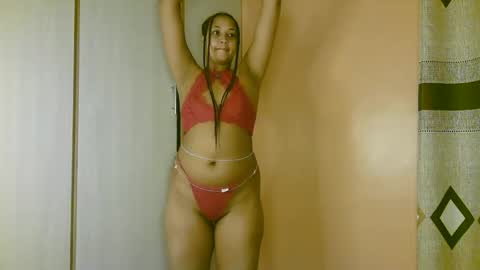 Snapshot of sexy_bluegirl chatting on September 2025 03:28:01 AM sexy_bluegirl online show from September 2025 03:28:01 AM