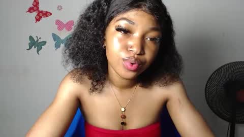 sexy_bluey247 online show from December 2025 06:19:01 AM