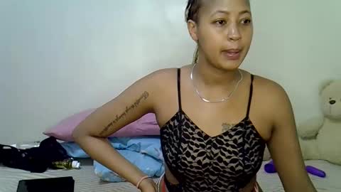 Snapshot of sexy_bubbie01 chatting on April 2026 04:54:01 AM sexy_bubbie01 online show from April 2026 04:54:01 AM