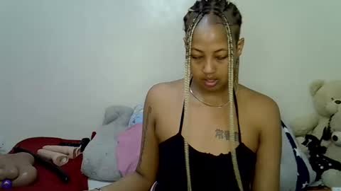 Snapshot of sexy_bubbie01 chatting on April 2026 12:32:01 PM sexy_bubbie01 online show from April 2026 12:32:01 PM