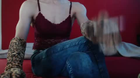 Snapshot of sexy_claudia chatting on July 2026 08:52:02 AM Sexy Claudia online show from July 2026 08:52:02 AM