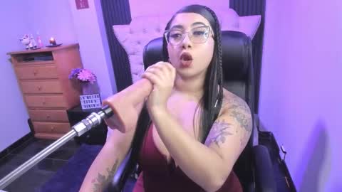  C R I S T A L  online show from January 2026 03:08:02 AM