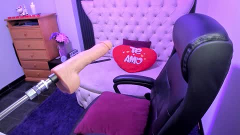  C R I S T A L  online show from January 2026 03:21:02 AM