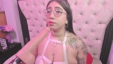  C R I S T A L  online show from March 2026 08:12:01 PM