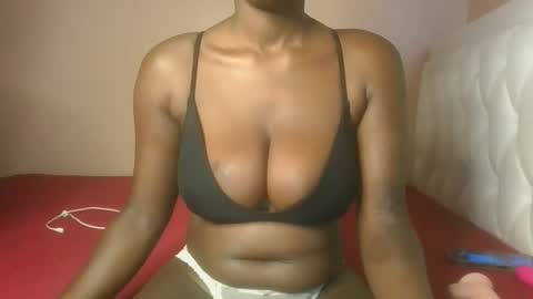 Snapshot of sexy_daniela1 chatting on October 2025 08:37:01 AM Sexy daniela online show from October 2025 08:37:01 AM