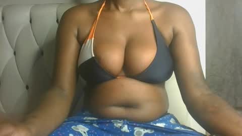 Snapshot of sexy_daniela1 chatting on October 2025 07:18:01 PM Sexy daniela online show from October 2025 07:18:01 PM