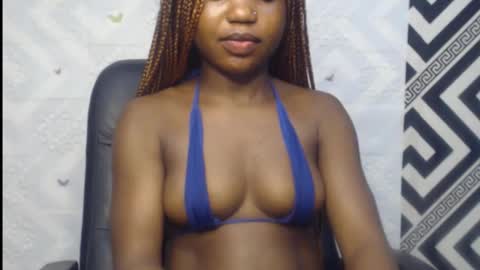 Angela online show from October 2025 08:11:02 AM