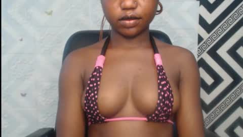 Angela online show from October 2025 09:56:01 PM