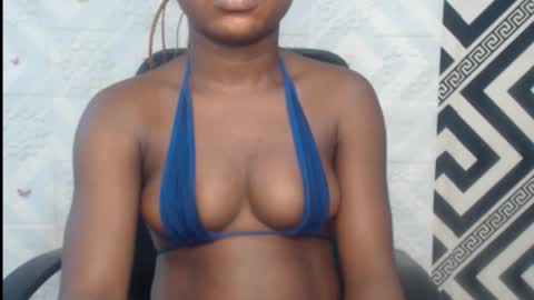 Angela online show from October 2025 09:29:02 AM