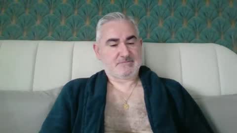 Antonio online show from April 2026 06:35:02 AM