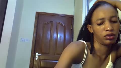 Janny online show from December 2025 03:01:01 AM