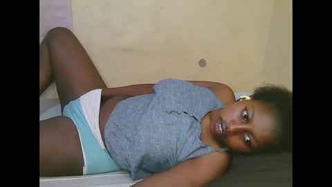 sexy_latasha online show from December 2025 06:40:01 AM