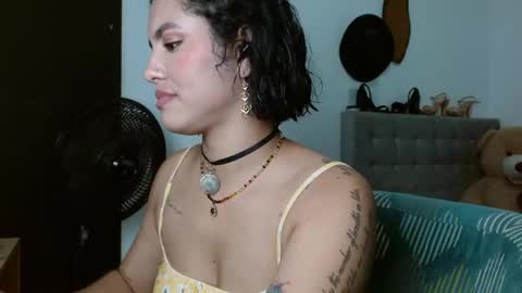 Snapshot of sexy_lia_latina chatting on April 2026 02:23:02 AM Celeste online show from April 2026 02:23:02 AM