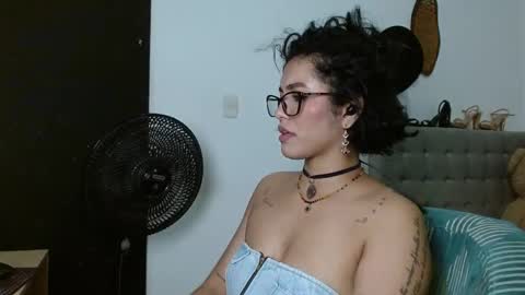 Snapshot of sexy_lia_latina chatting on April 2026 04:22:01 AM Celeste online show from April 2026 04:22:01 AM