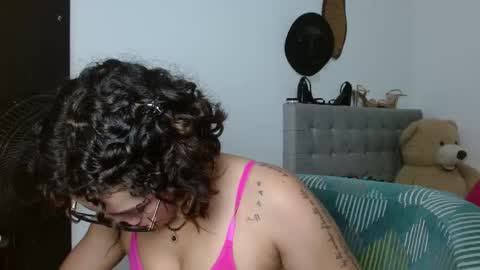 Snapshot of sexy_lia_latina chatting on May 2026 04:54:02 AM Celeste online show from May 2026 04:54:02 AM