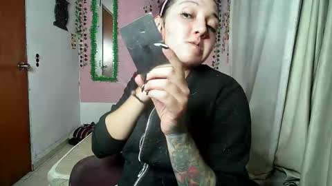 sexy lolas online show from December 2025 04:10:02 AM