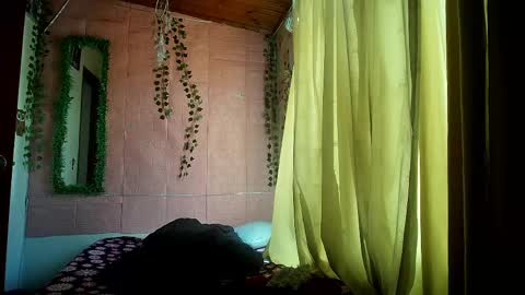 sexy lolas online show from June 2026 06:46:02 PM