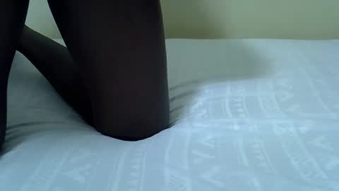 Loner online show from November 2025 02:23:02 AM