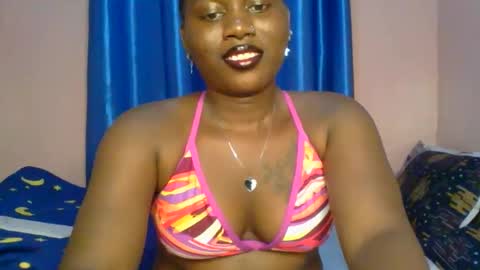 Snapshot of sexy_lunar chatting on April 2026 07:03:02 PM lunar online show from April 2026 07:03:02 PM