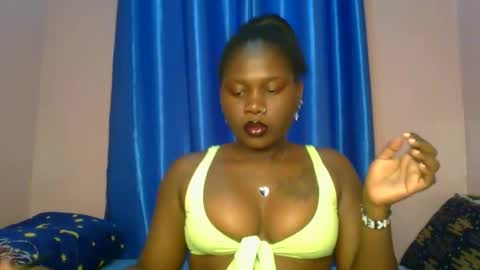 Snapshot of sexy_lunar chatting on April 2026 09:03:02 AM lunar online show from April 2026 09:03:02 AM