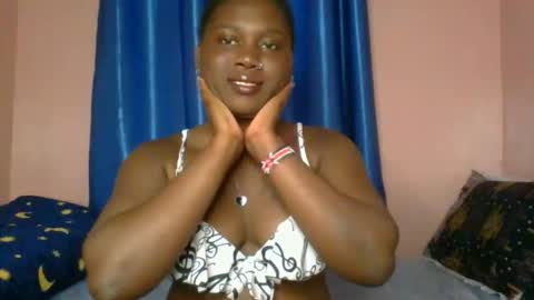 Snapshot of sexy_lunar chatting on April 2026 04:45:01 PM lunar online show from April 2026 04:45:01 PM