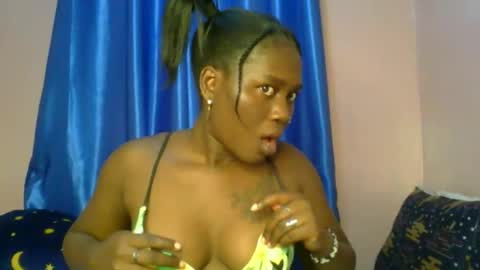 Snapshot of sexy_lunar chatting on April 2026 09:59:01 AM lunar online show from April 2026 09:59:01 AM