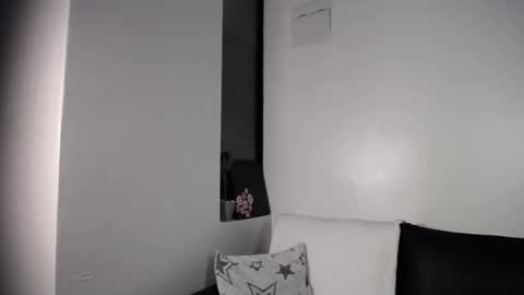 Snapshot of sexy_mia6 chatting on April 2026 05:19:01 AM sexy_mia6 online show from April 2026 05:19:01 AM