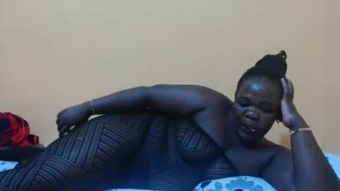 Snapshot of sexy_mummy25 chatting on December 2025 12:49:02 AM sexy_mummy25 online show from December 2025 12:49:02 AM