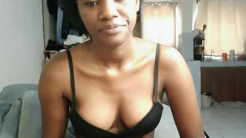 Snapshot of sexy_nyla chatting on April 2026 11:11:01 AM Nyla online show from April 2026 11:11:01 AM