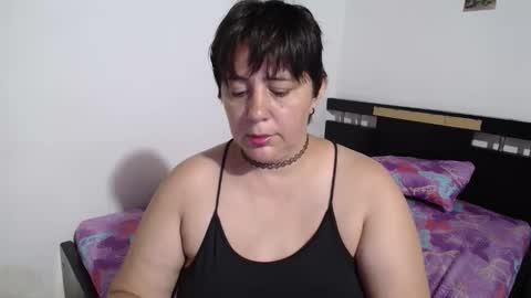 Snapshot of sexy_ticki chatting on November 2025 10:53:02 PM janel online show from November 2025 10:53:02 PM