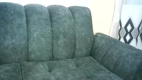 Tiffah online show from March 2025 12:41:02 PM