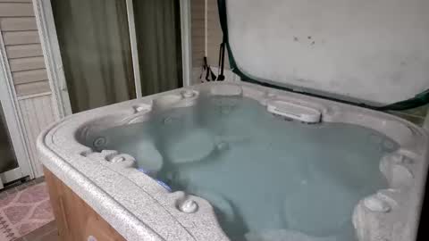 Snapshot of sexyandstoned420 chatting on October 2025 07:08:01 AM Kali Brent online show from October 2025 07:08:01 AM