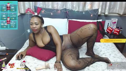 Snapshot of sexyassshaz chatting on December 2024 12:00:01 AM shazz online show from December 2024 12:00:01 AM