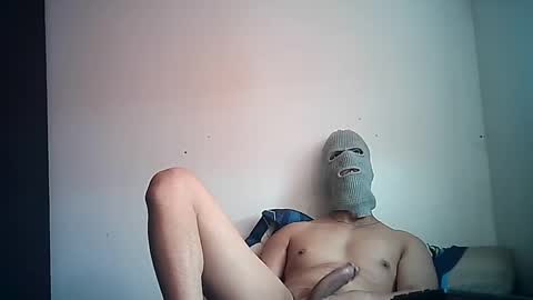 Snapshot of sexyatrevidoo chatting on December 2024 01:28:01 PM SesyMen online show from December 2024 01:28:01 PM