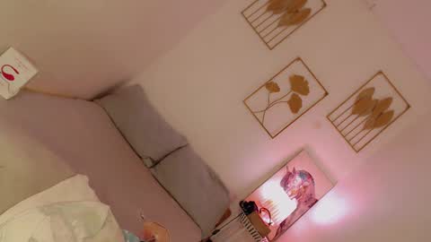 Lexie online show from February 2025 12:48:01 PM