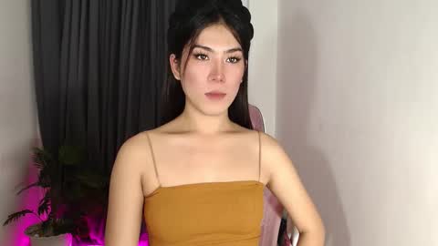 Lexie online show from October 2025 02:47:01 PM