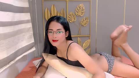 xxAndreaxx online show from March 2026 06:13:02 PM