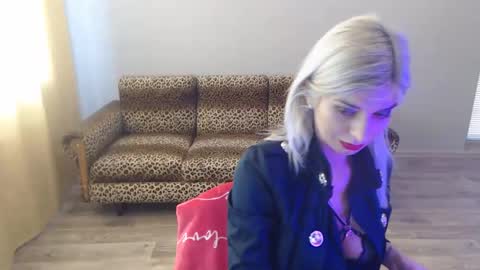 sexybeatriice online show from February 2025 07:21:01 AM