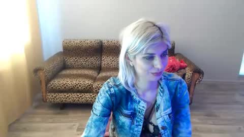 sexybeatriice online show from February 2025 10:39:02 AM