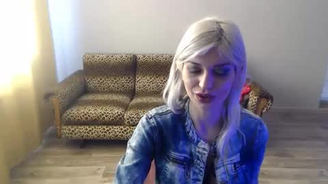 sexybeatriice online show from February 2025 07:34:01 AM