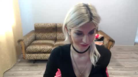 sexybeatriice online show from November 2025 07:19:02 AM