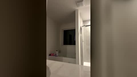 Snapshot of sexybexley chatting on March 2026 04:08:02 AM Sexybexley online show from March 2026 04:08:02 AM