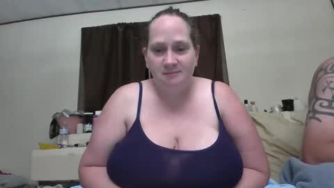 Etowngirl14 online show from September 2025 03:34:01 AM