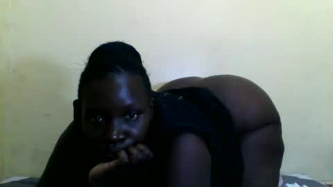 Snapshot of sexyblackberry7 chatting on February 2025 05:30:02 AM MAUREEN online show from February 2025 05:30:02 AM