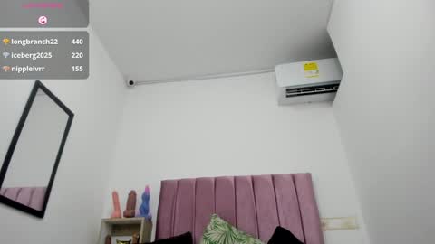 sexybrown_2005 online show from September 2025 12:12:01 AM