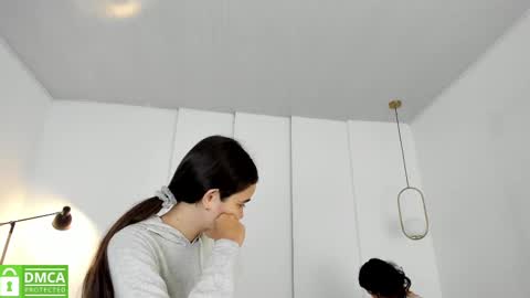 Snapshot of sexychanell_18 chatting on March 2025 12:48:02 PM chanell and yina online show from March 2025 12:48:02 PM