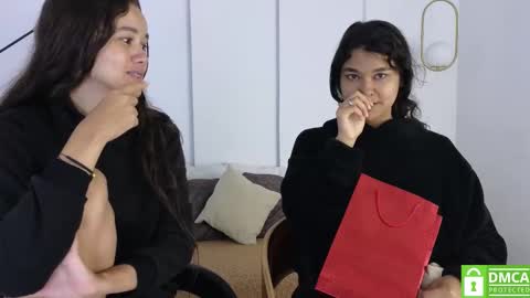 Snapshot of sexychanell_18 chatting on September 2025 01:00:01 PM chanell and yina online show from September 2025 01:00:01 PM