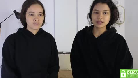 Snapshot of sexychanell_18 chatting on September 2025 01:02:01 PM chanell and yina online show from September 2025 01:02:01 PM